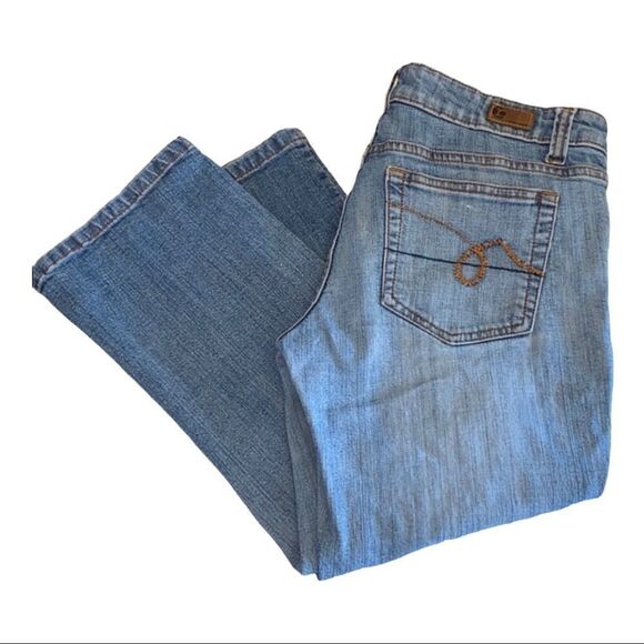 Refuge Cropped Boyfriend Jeans - Picture 1 of 9